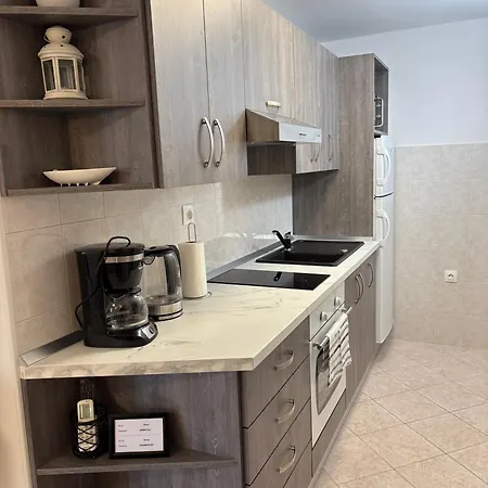 Vilma Apartman Lovran